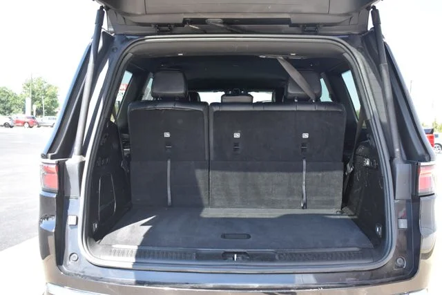 Used 2024 Black Jeep Series II image 19