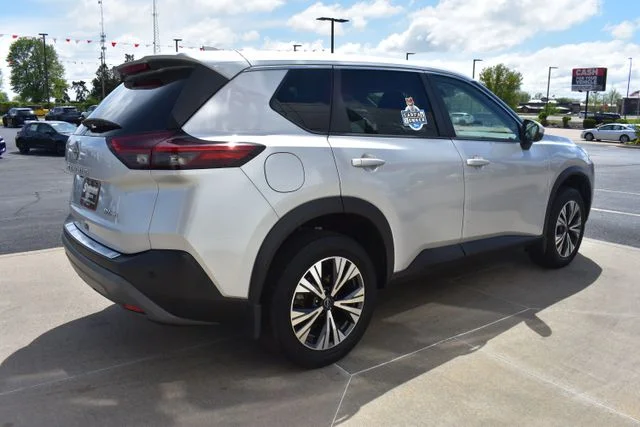 Used 2022 Silver Nissan SV image 5