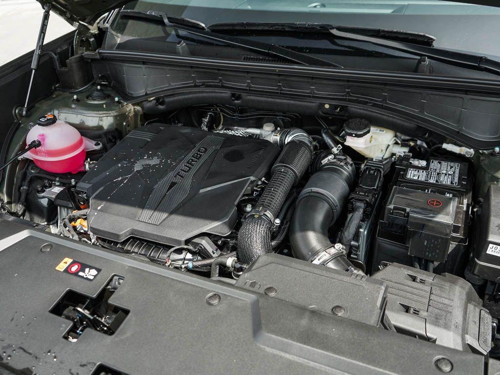 New 2026 Rockwood Green Hyundai Limited 6P AWD image 34