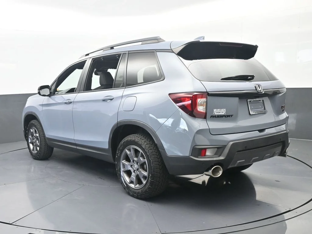 Used 2024 Gray Honda TrailSport image 4