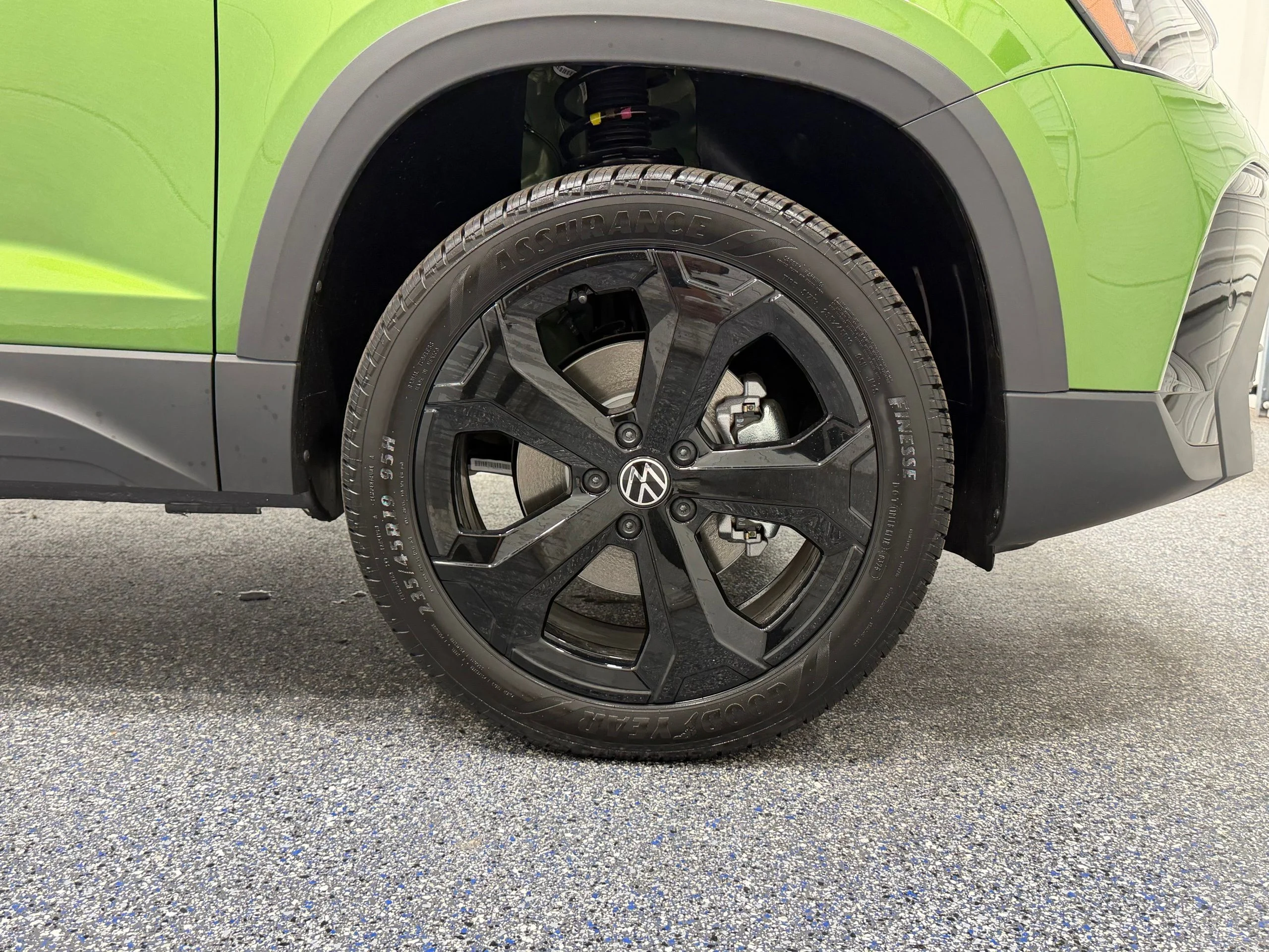 New 2026 Green Volkswagen 1.5T SE Black image 14