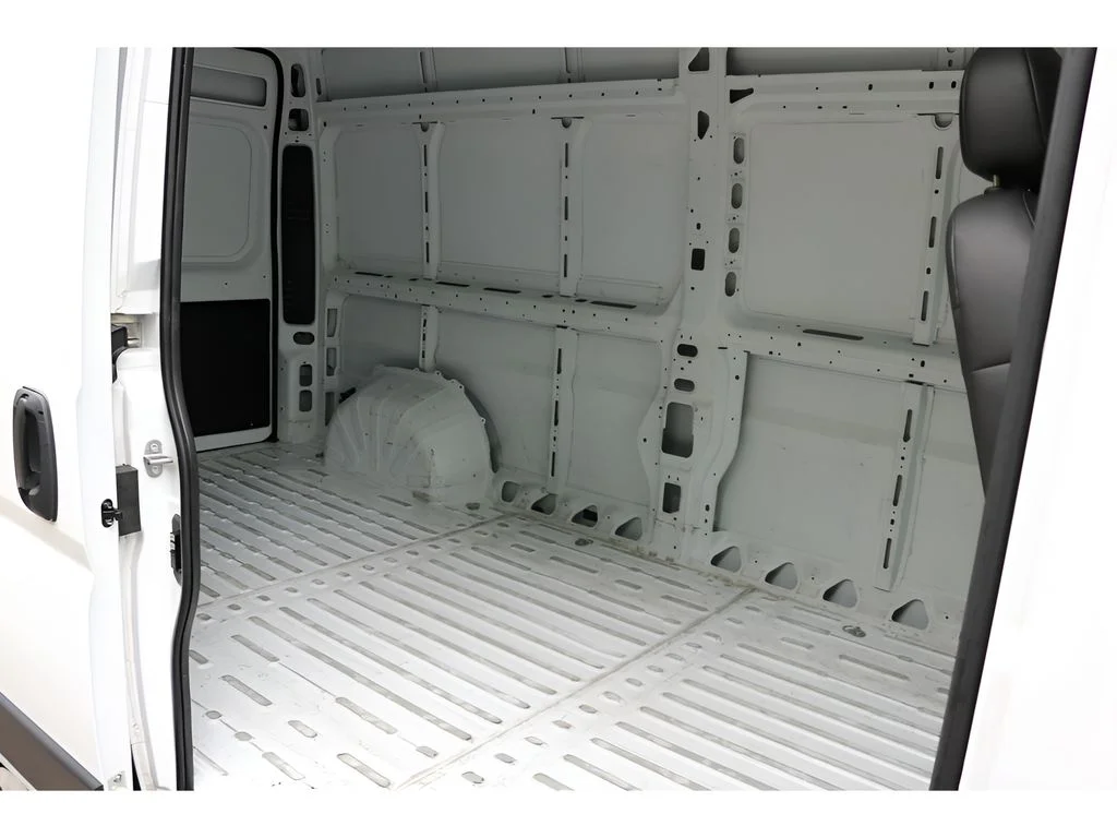 Used 2025 White Ram High Roof image 19