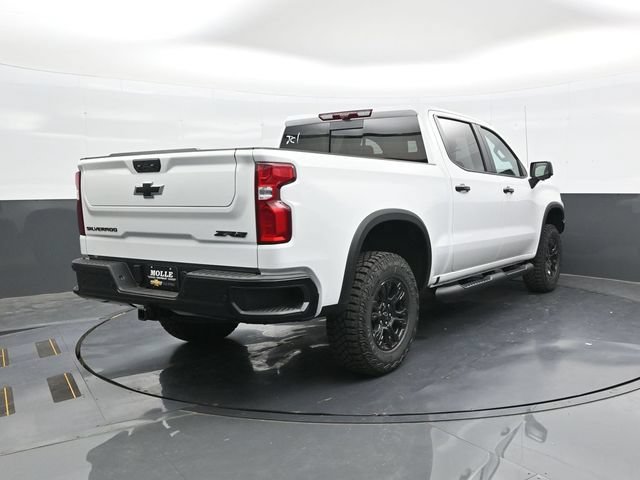 New 2026 Summit White Chevrolet ZR2 image 6