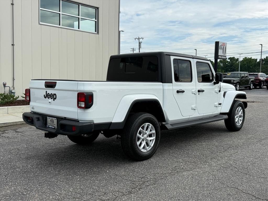 Used 2023 Bright White Clear Coat Jeep Sport S image 3