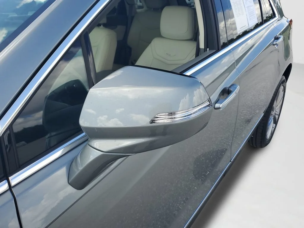 Used 2023 ARGENT SILVER METALLIC Cadillac FWD Premium Luxury image 28