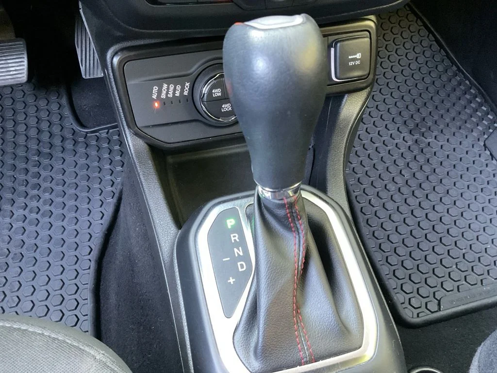 Used 2023 White Jeep Trailhawk image 34