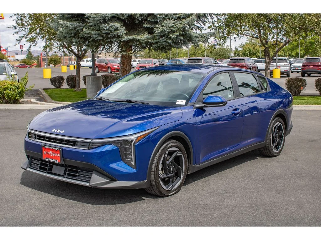 Used 2025 Deep Sea Blue Kia EX image 4