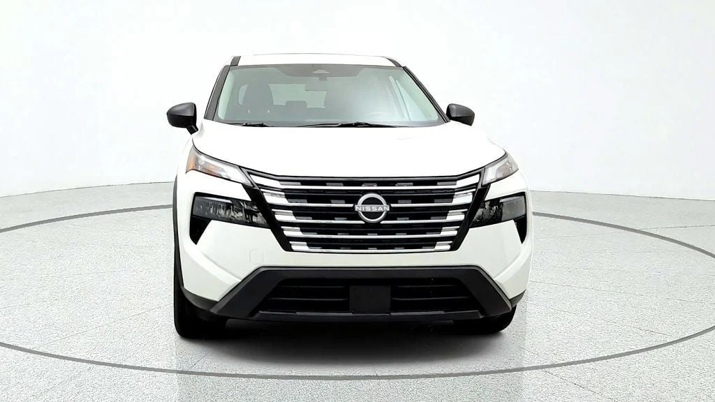 Used 2025 Glacier White Nissan FWD S image 2