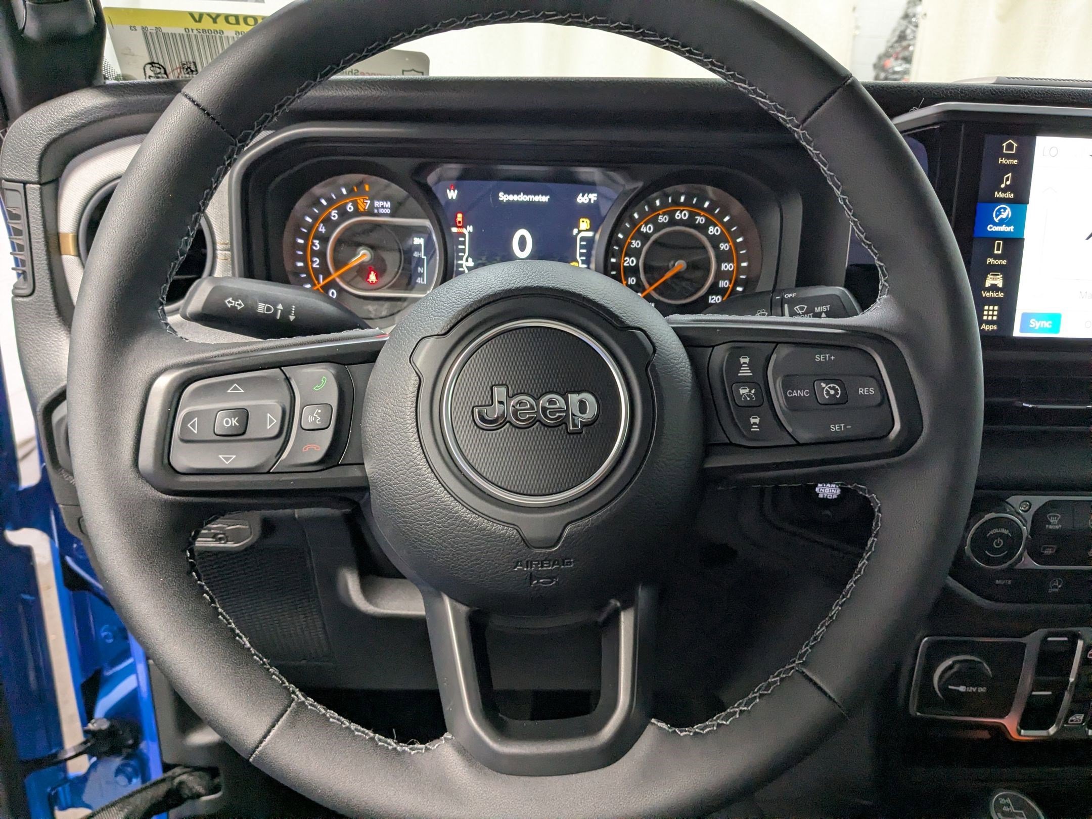 New 2026 Hydro Blue Pearl-Coat Exterior Paint Jeep Sport S image 11