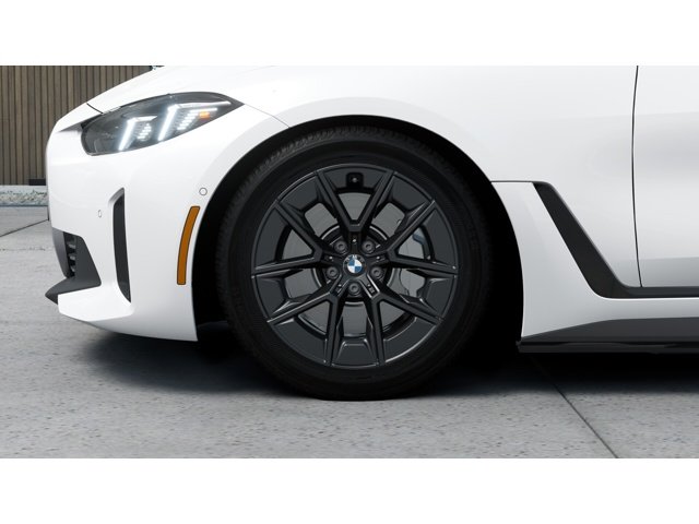 New 2026 Mineral White Metallic BMW eDrive40 image 7