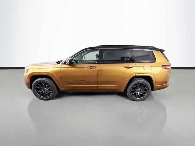 New 2026 Brown Jeep Summit image 4
