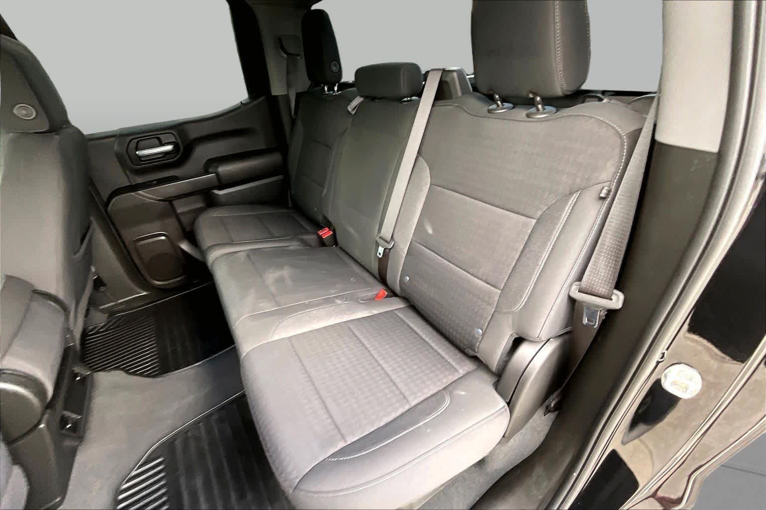Used 2023 BLACK Chevrolet Custom image 20