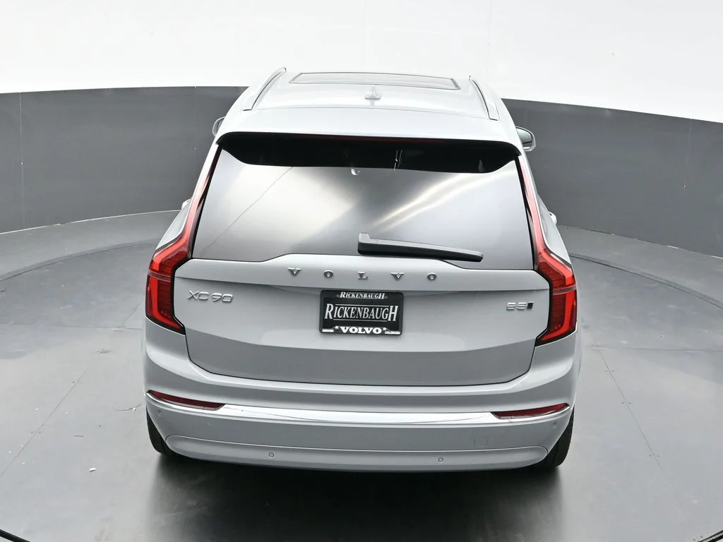 New 2026 Vapour Grey Volvo Core image 51