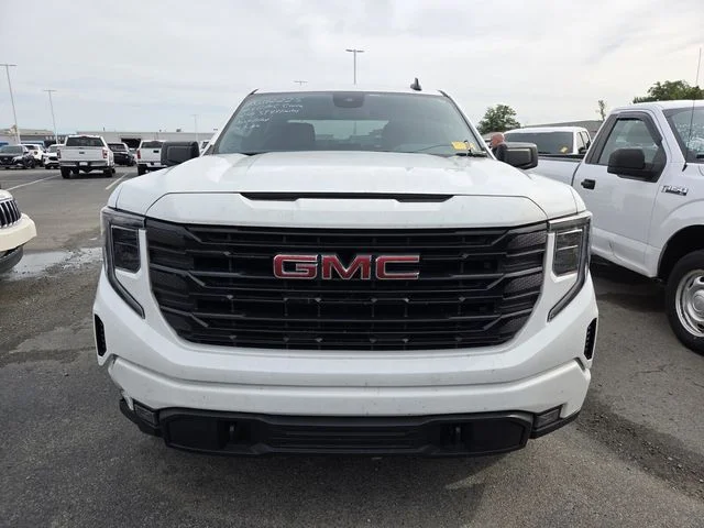Used 2024 White GMC Elevation image 2