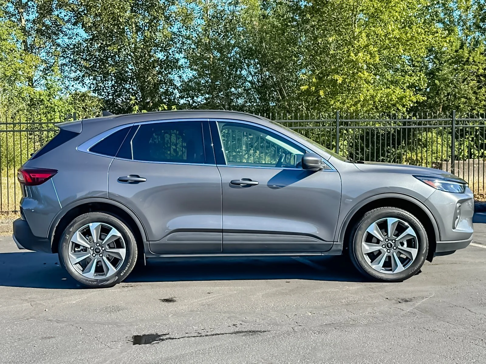 Used 2025 Gray Ford Platinum image 2