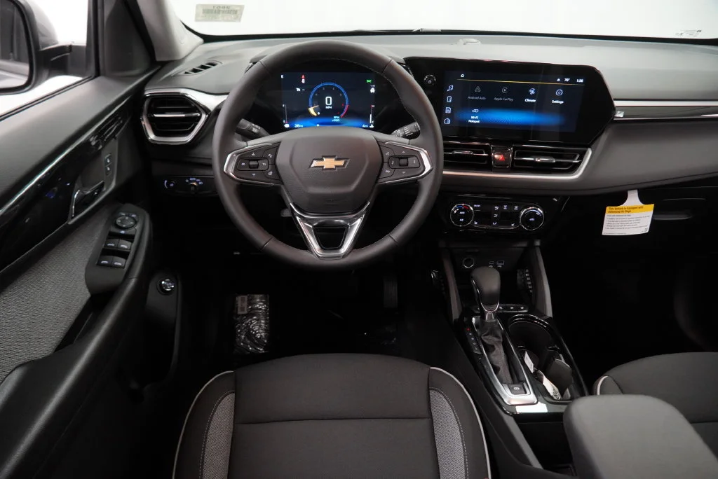 New 2026 Sterling Gray Metallic Chevrolet LT image 21