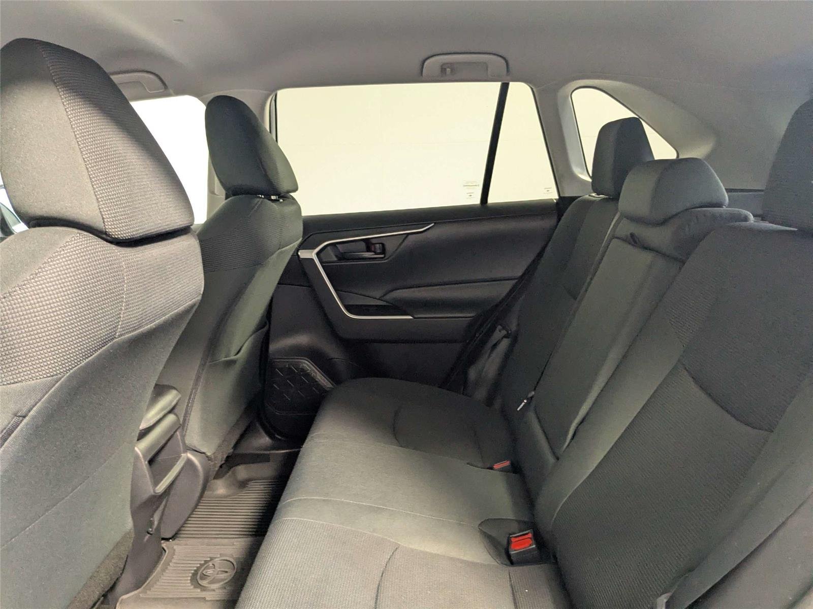 Used 2020 Magnetic Gray Metallic Toyota LE image 34