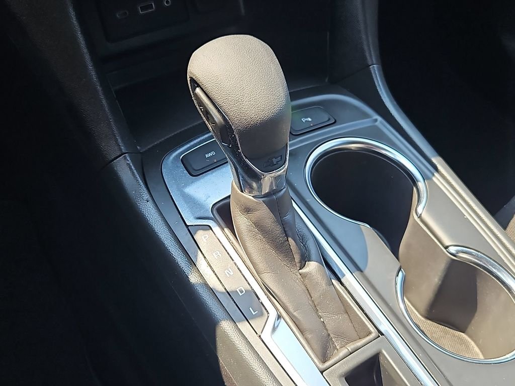 Used 2024 Sterling Gray Metallic Chevrolet LT image 19