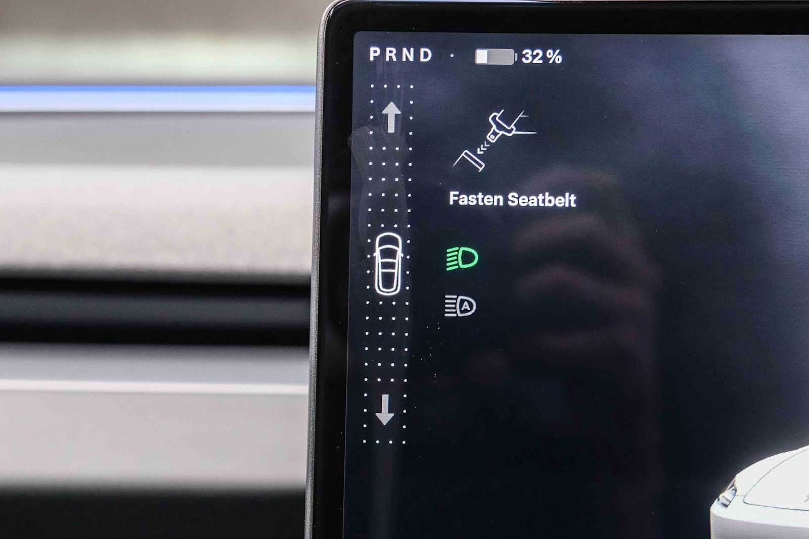 Used 2024 Pearl White Multi-Coat Tesla  image 24