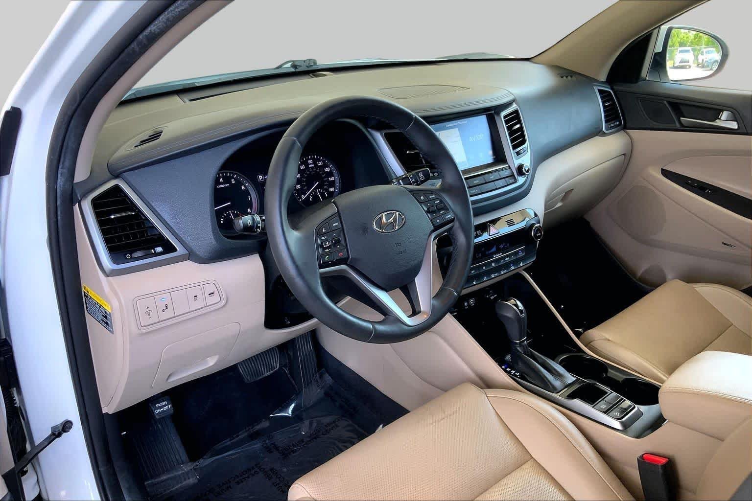 Used 2018 Dazzling White Hyundai Limited image 18
