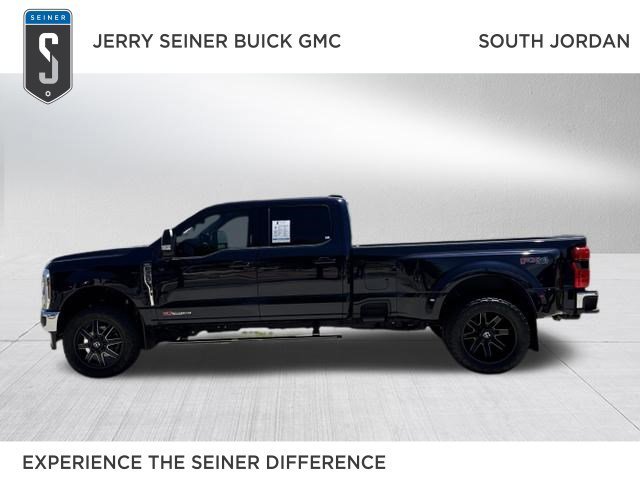 2024 Ford Super Duty F-350 DRW LARIAT