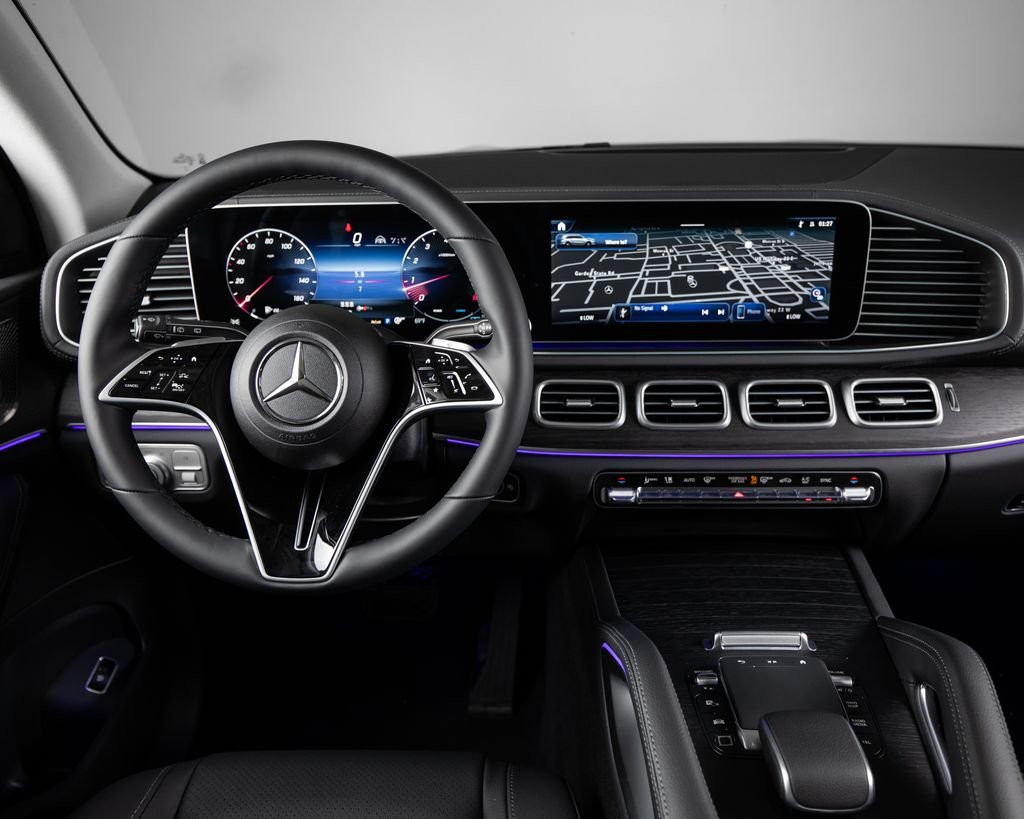 New 2026 Black Mercedes-Benz GLS 450 image 7