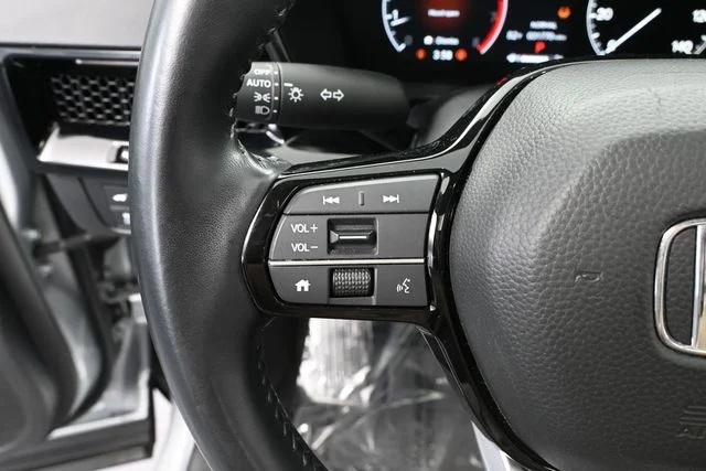 Used 2025 Gray Honda EX-L image 26