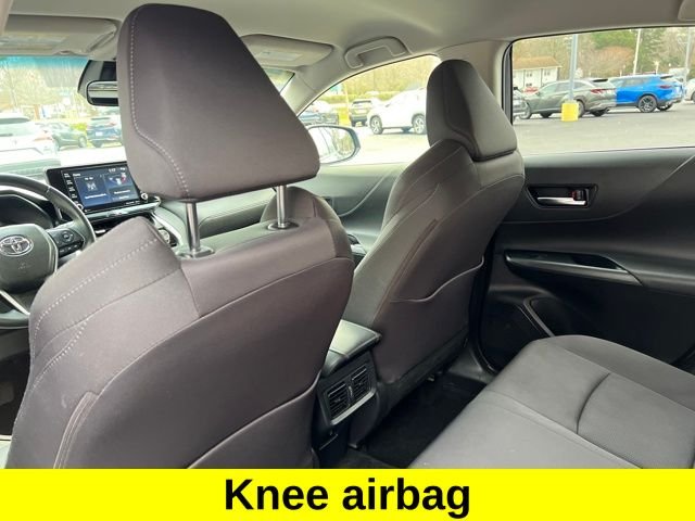 Used 2021  Toyota LE image 26