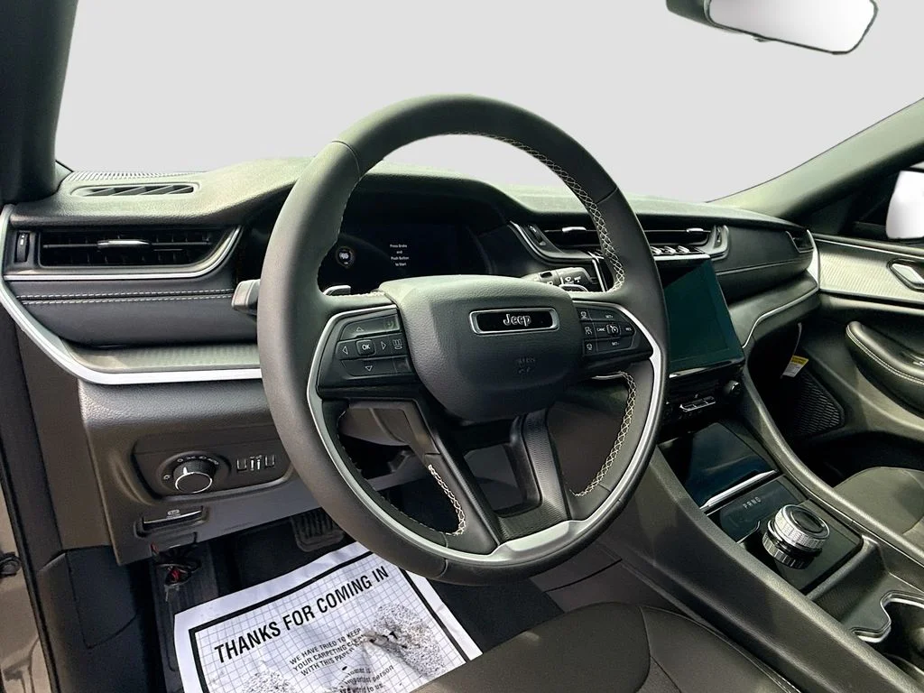 Used 2025 Gray Jeep Laredo image 12