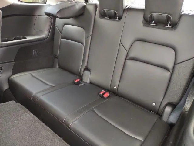 2025 Nissan Pathfinder SL - Photo 19