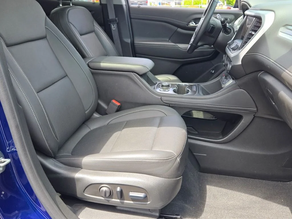 Used 2023 Blue GMC SLT image 6