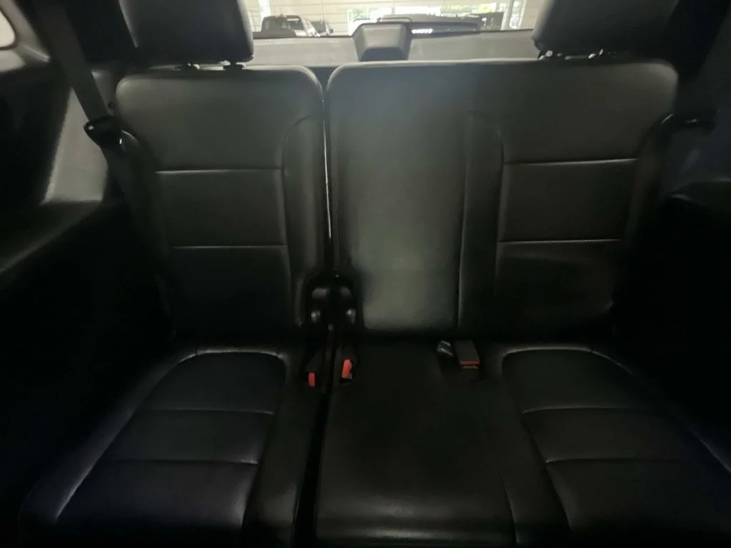 Used 2020 SUMMIT WHITE Chevrolet LT Cloth image 15