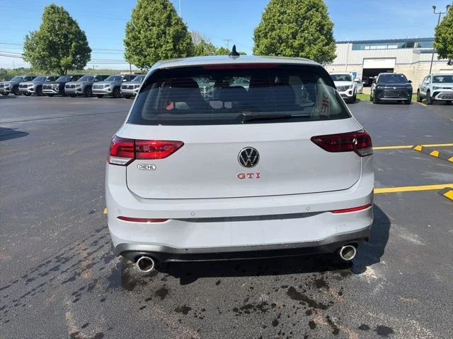 New 2026 Moonstone Gray Volkswagen 2.0T SE image 4