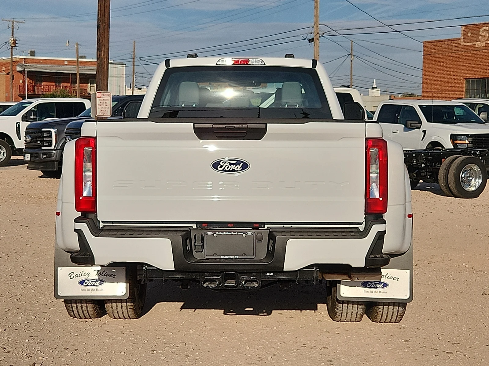 New 2027 Oxford White Ford XL image 6