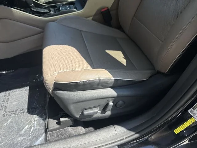 Used 2020 Black Hyundai Ultimate image 30