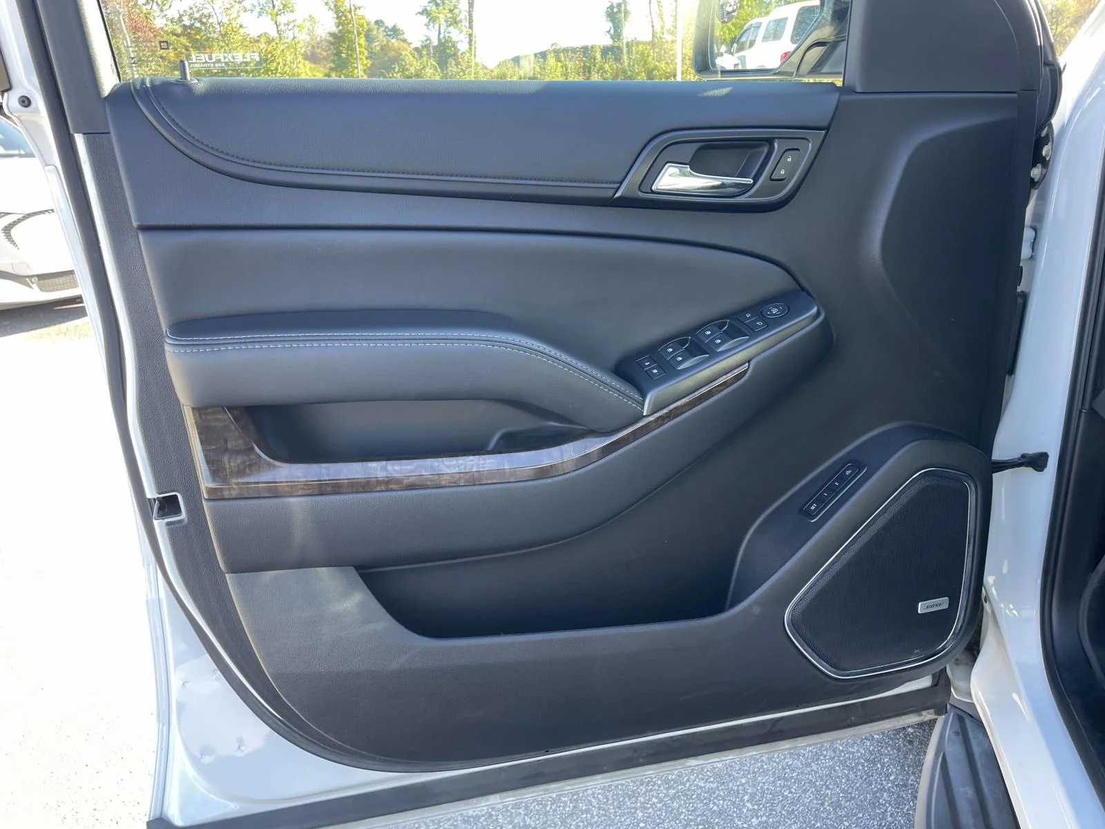 Used 2016 Summit White Chevrolet LT image 5