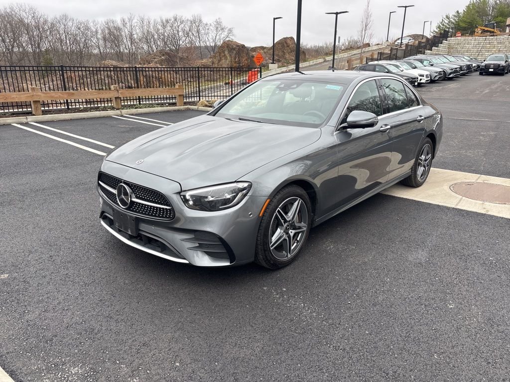 2023 Mercedes-Benz E-Class E450 4MATIC's photo
