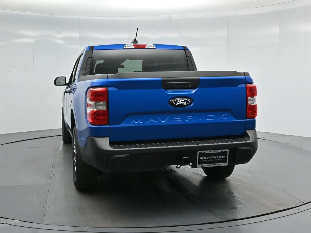 New 2026 Velocity Blue Ford XLT image 25