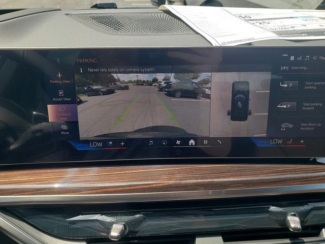 New 2026 Manhattan Green Metallic BMW xDrive40i image 24