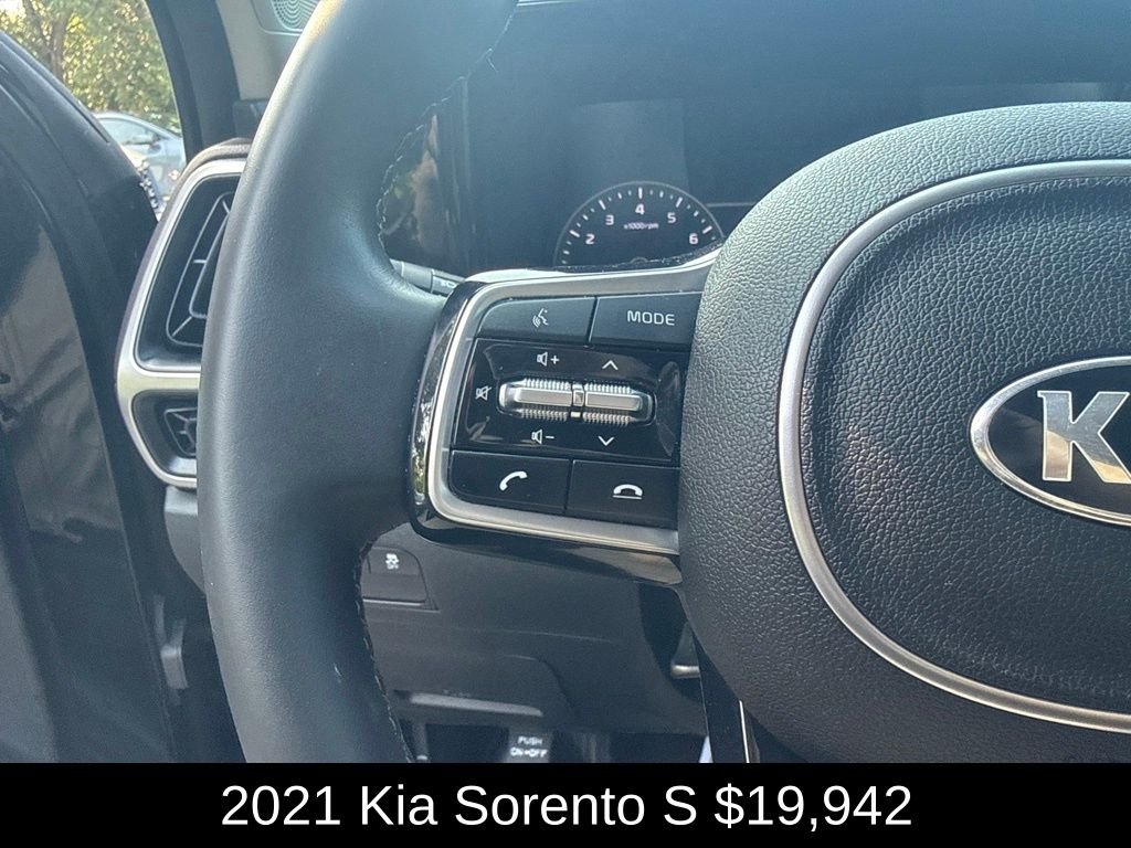 Used 2021 Ebony Black Kia S image 34