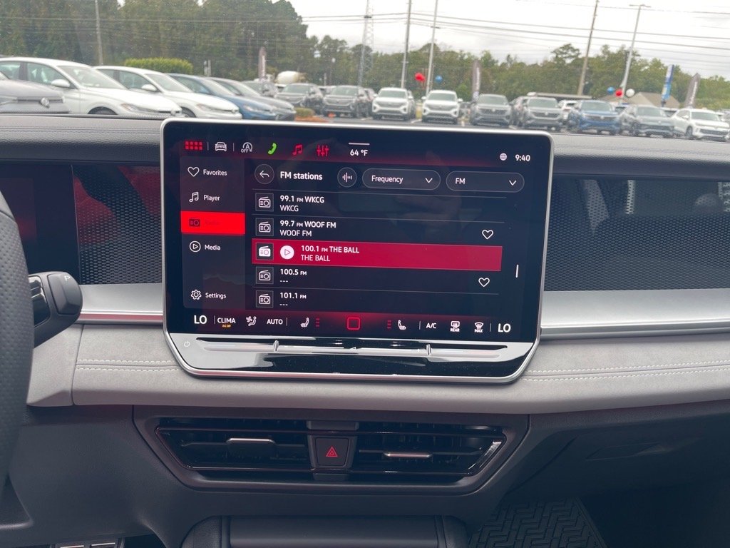 2026 Volkswagen Tiguan SE R-LINE BLACK - Photo 5