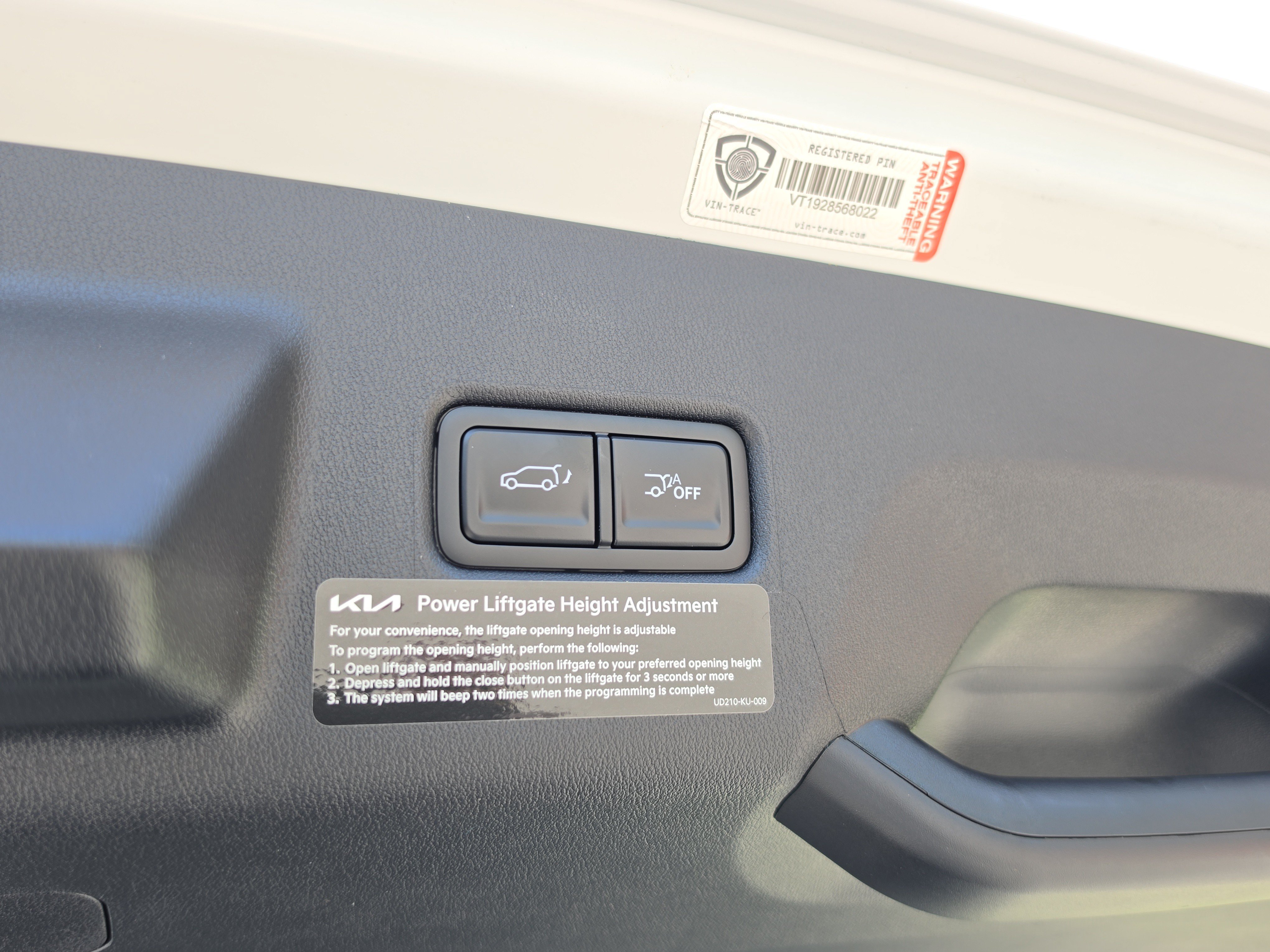 New 2027 Glacial White Pearl Kia S image 11