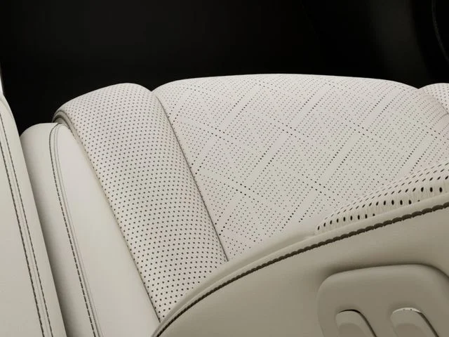 New 2026 White Genesis 2.5T Prestige image 17