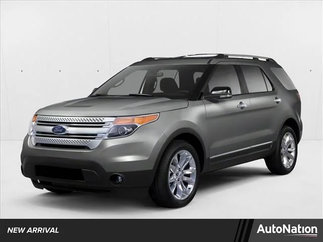 Used 2012 Ingot Silver Metallic Ford XLT image 1