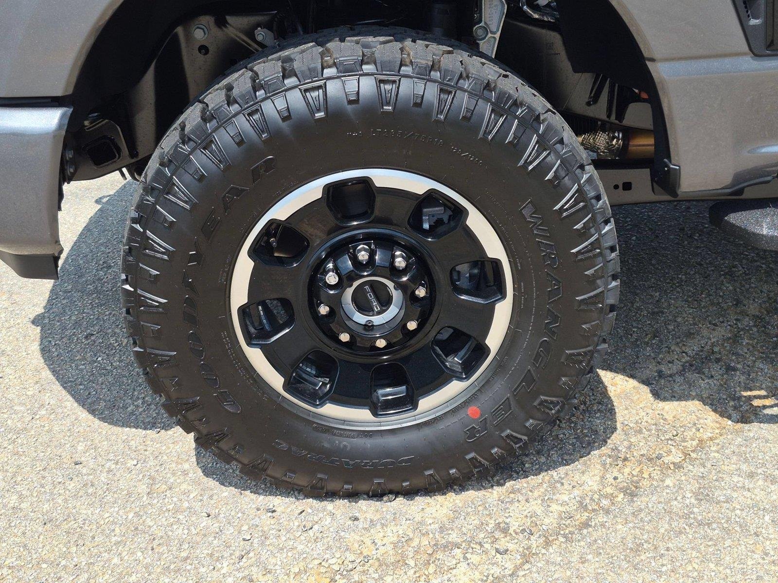 New 2026 Carbonized Gray Metallic Ford F-250® Lariat® image 10