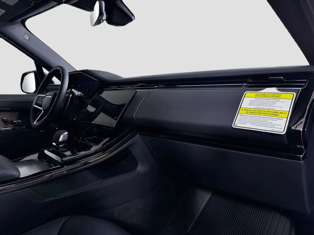 New 2027 Carpathian Grey Land Rover SE image 31