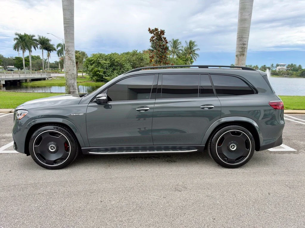 2026 Mercedes-Benz GLS AMG GLS 63 - Photo 10