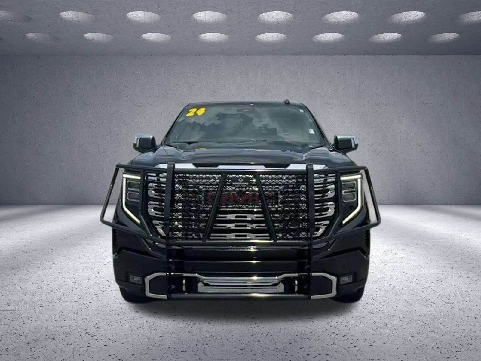 Used 2024 Onyx Black GMC Denali image 2