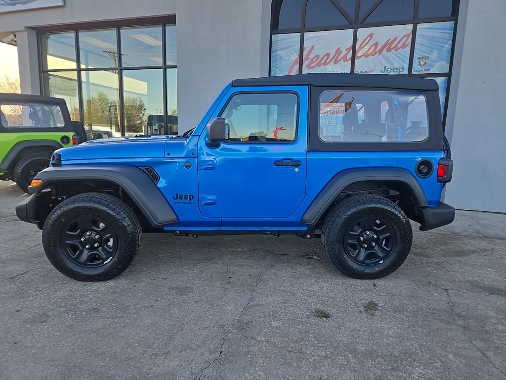 New 2026 Hydro Blue Pearl-Coat Exterior Paint Jeep Sport image 5