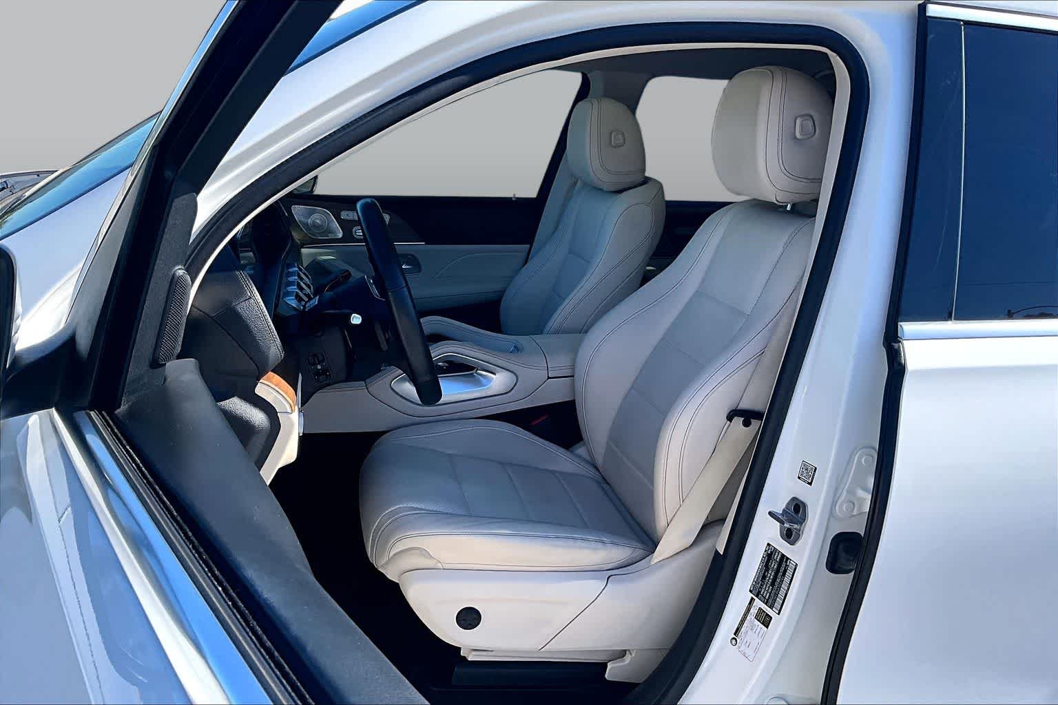 Used 2022 Polar White Mercedes-Benz GLS 450 image 8